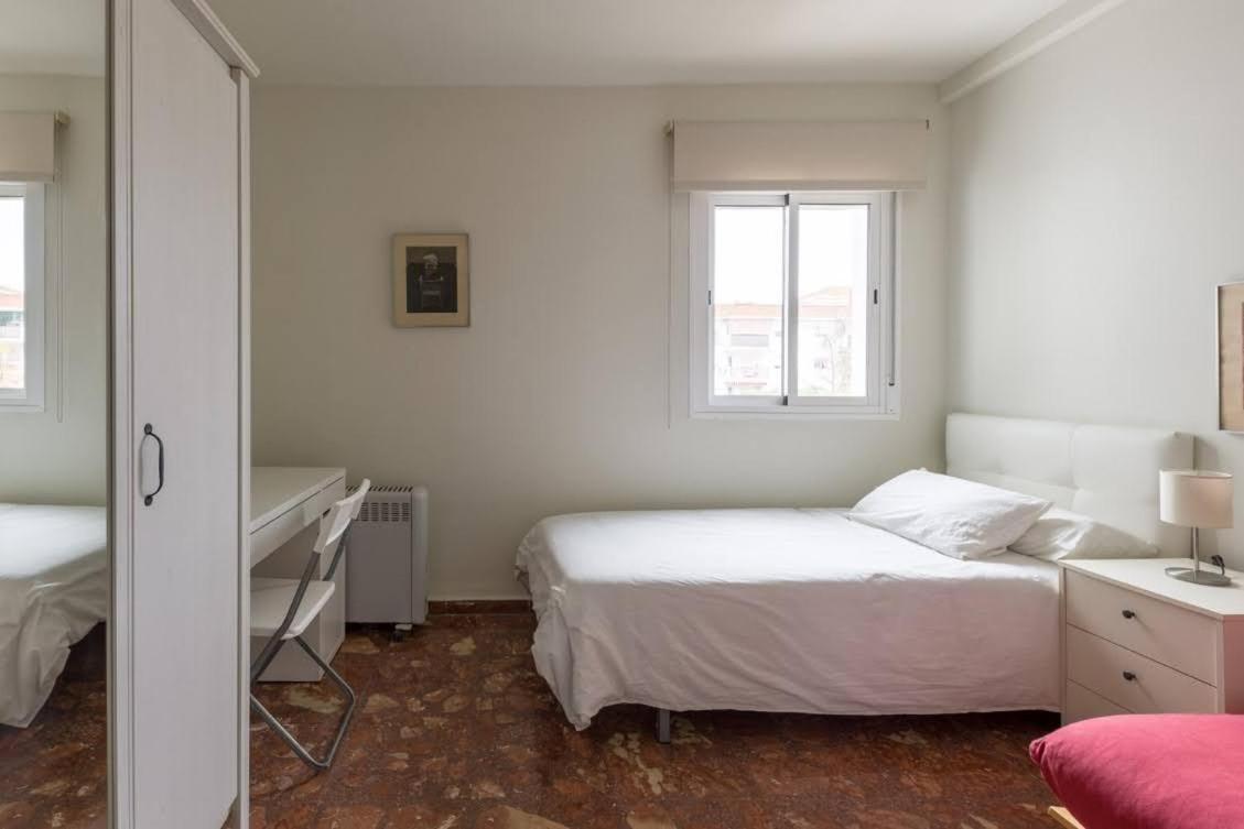 Suite Alero Mairena del Aljarafe Exteriör bild